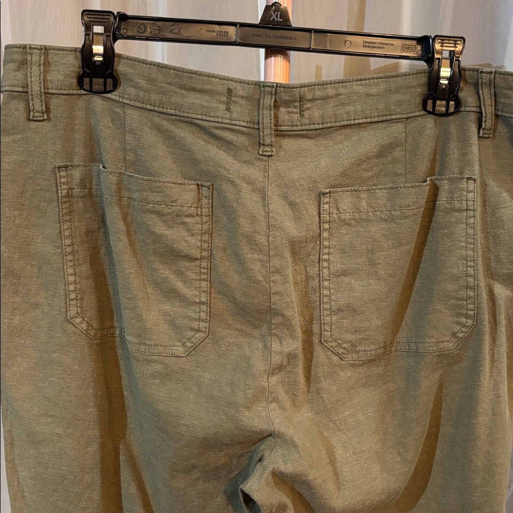 Lila Ryan Martina Linen Viscose Blend High Waist Cropped Pants - Picture 4 of 7